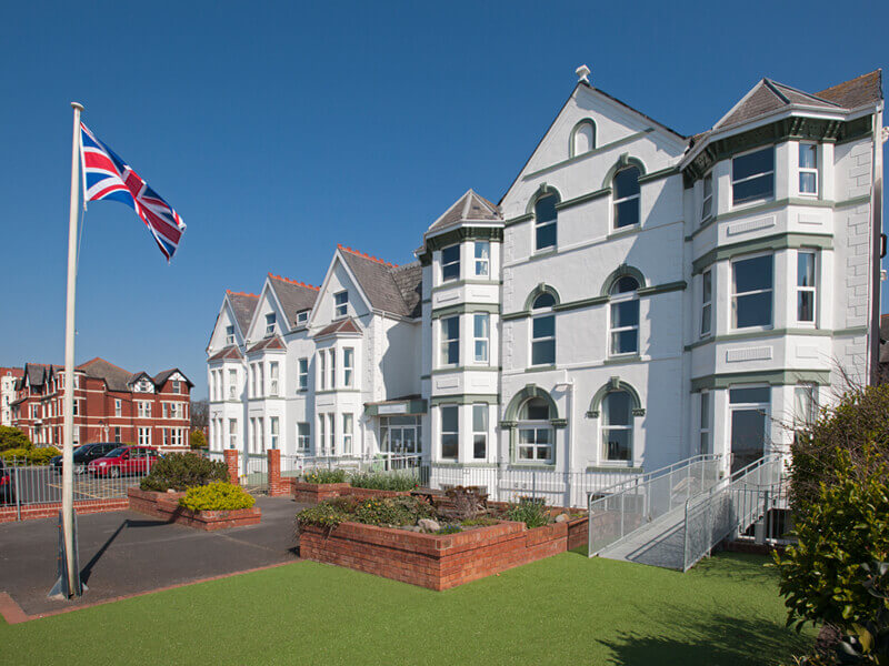 Luxury Nursing and Residential Dementia Care - Lakeside View Southport
